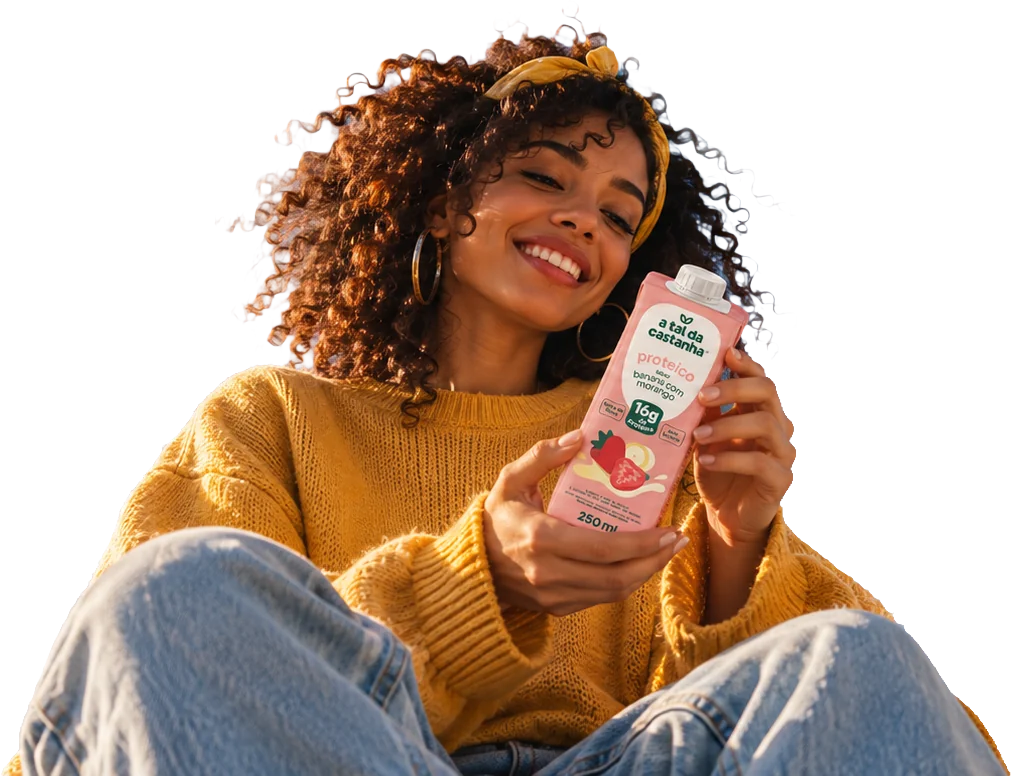 Mulher tomando Proteico